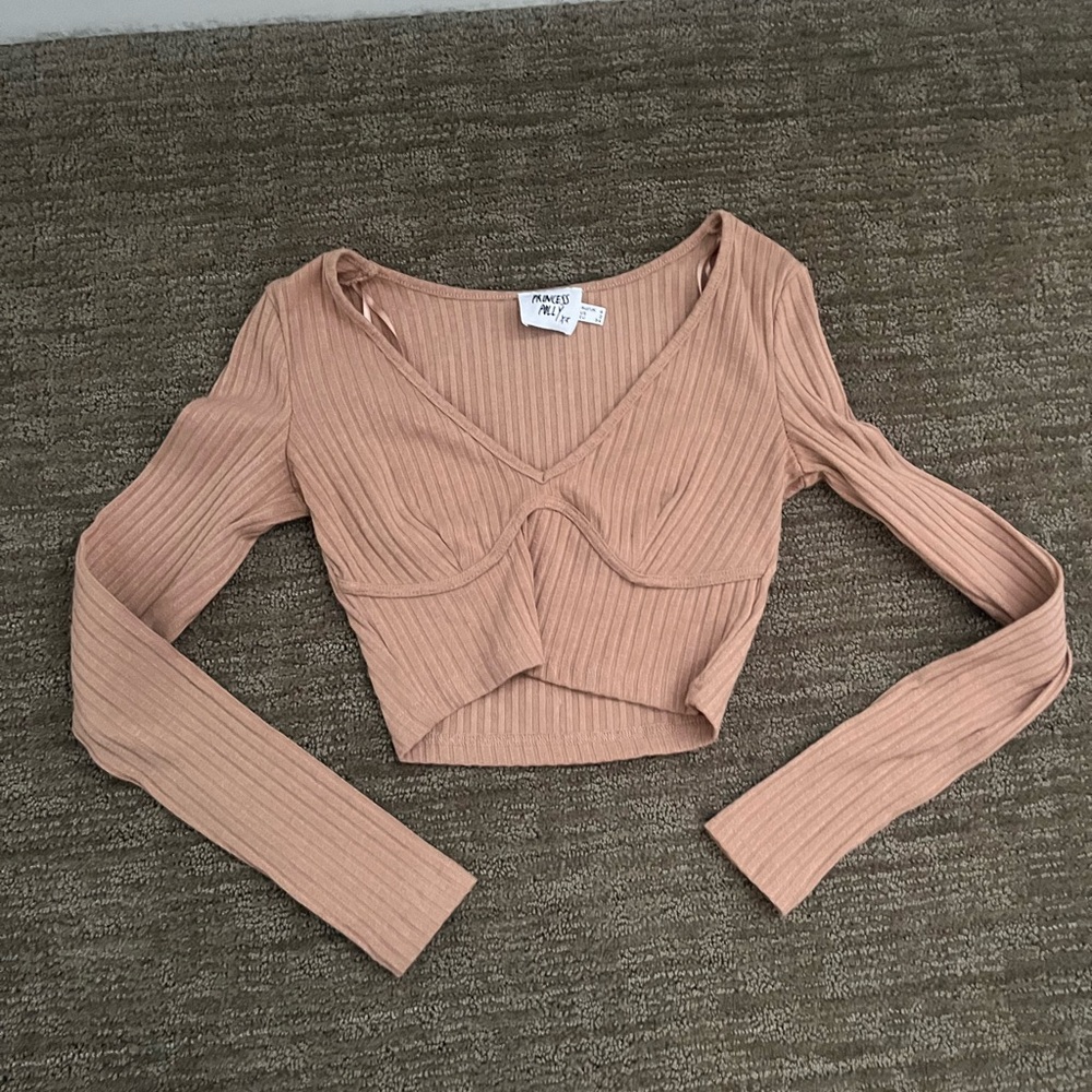 brown cropped long sleeve